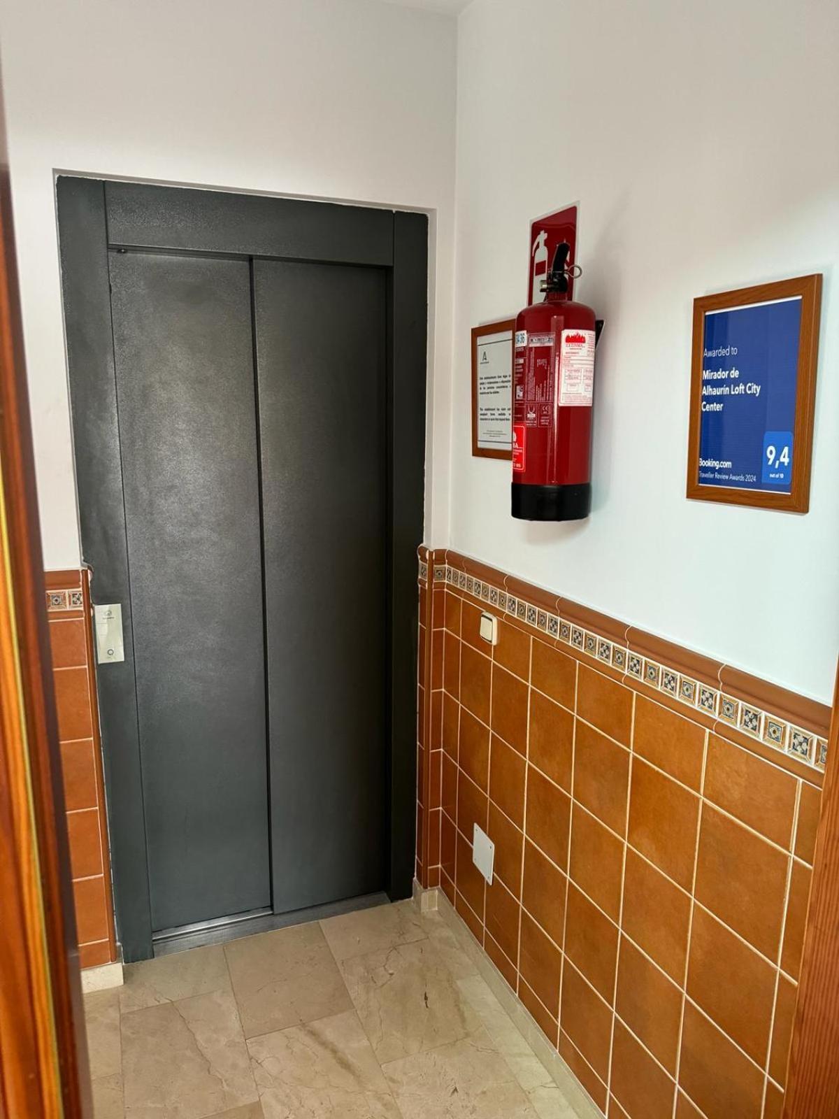 Mirador De Alhaurin Loft City Center アラウリン・デ・ラ・トレ エクステリア 写真